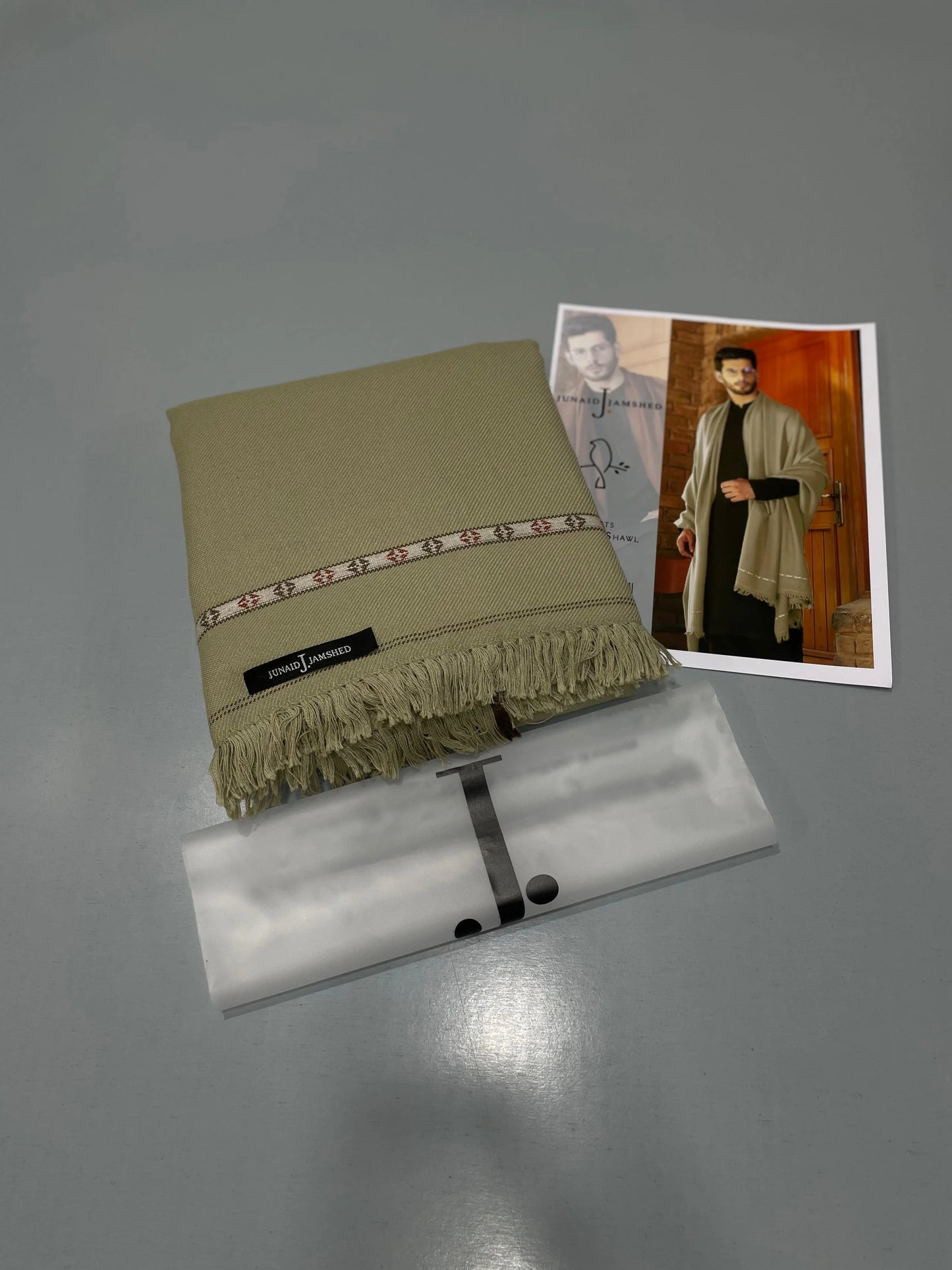 J. PREMIUM WHOOL SHAWL- Pista